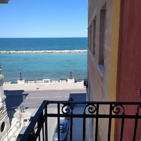 Mariantomare casa vacanze monolocale lungomare Bari Esterno foto