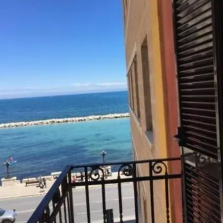 Mariantomare casa vacanze monolocale lungomare Bari Esterno foto