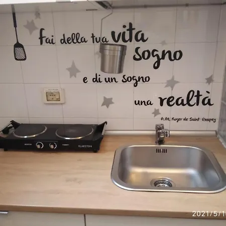 Mariantomare casa vacanze monolocale lungomare Bari Esterno foto